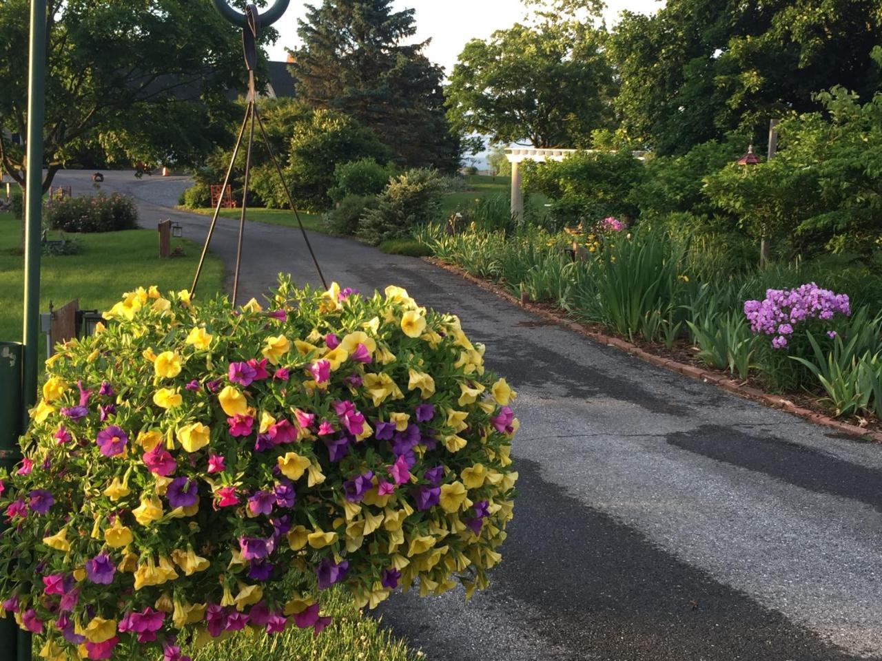 Annville Inn Bed & Breakfast Exterior foto